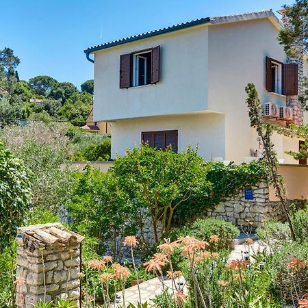 Holiday Home Villa Esperanca Вели-Лошинь Экстерьер фото